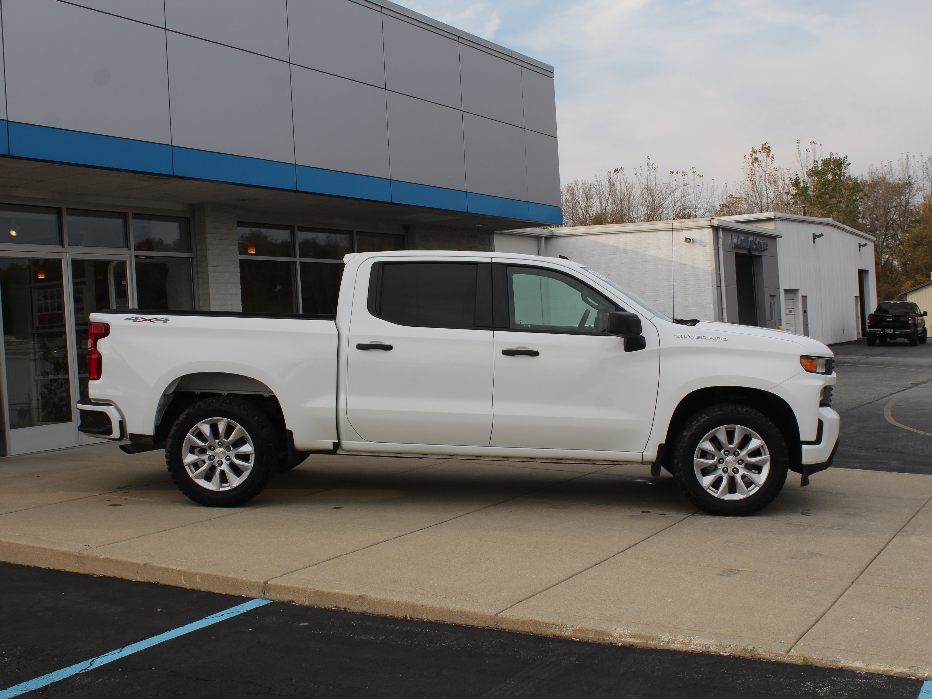 Used 2021 Chevrolet Silverado 1500 Custom AWD/4WD image 5