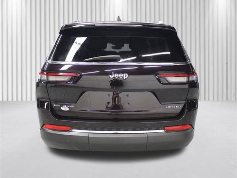 Certified 2022 Jeep Grand Cherokee L Limited AWD/4WD image 4