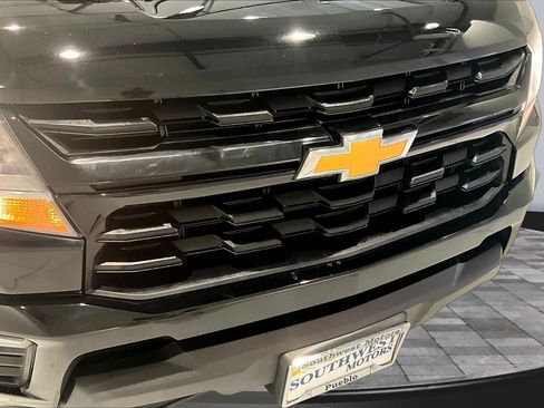 Used 2022 Chevrolet Colorado LT w/ Fleet Safety Package RWD image 33