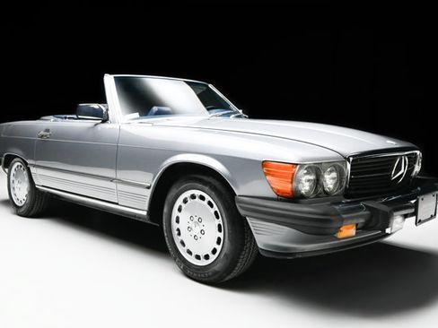 Used 1987 Mercedes-Benz 560 SL image 22