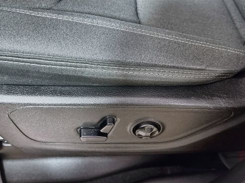 Used 2019 RAM 1500 Big Horn RWD image 20