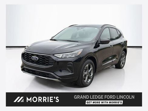 Used 2024 Ford Escape ST-Line w/ Tech Pack #1 AWD/4WD image 1