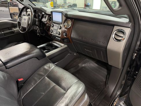 Used 2014 Ford F250 Lariat w/ Lariat Ultimate Package AWD/4WD image 20