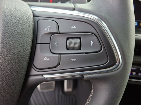 Certified 2023 Buick Envision Essence w/ Sport Touring Package image 22