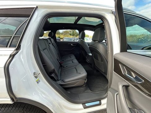 Used 2025 Audi Q7 2.0T Premium w/ Convenience Package image 59