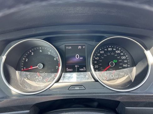 Used 2019 Volkswagen Tiguan SE FWD image 12