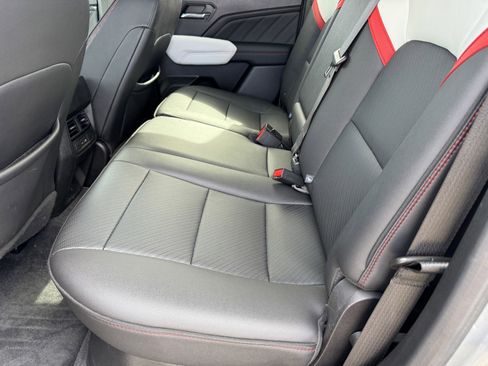 Used 2023 GMC Canyon AT4X image 15