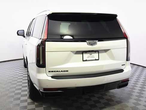 Certified 2023 Cadillac Escalade Sport Platinum image 4