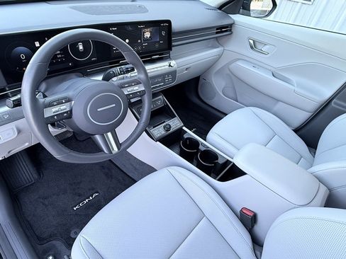 Certified 2025 Hyundai Kona Limited image 10
