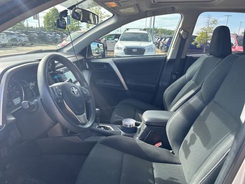 Used 2013 Toyota RAV4 XLE FWD image 5