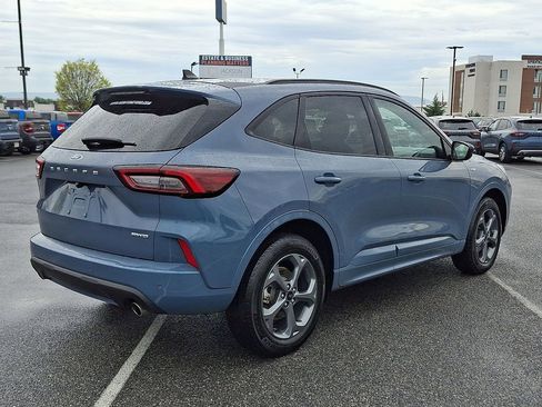 Certified 2024 Ford Escape ST-Line w/ Tech Pack #1 AWD/4WD image 6