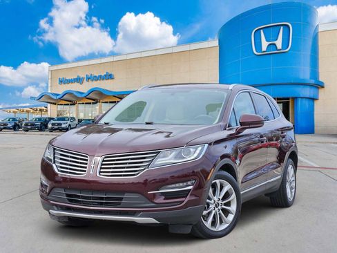 Used 2018 Lincoln MKC Select w/ Select Plus Package image 1
