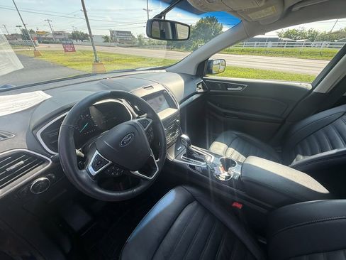 Used 2016 Ford Edge SEL w/ Equipment Group 201A AWD/4WD image 13