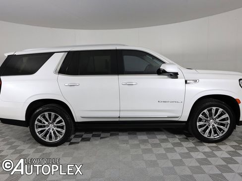 Used 2021 GMC Yukon Denali w/ Denali Premium Package image 5