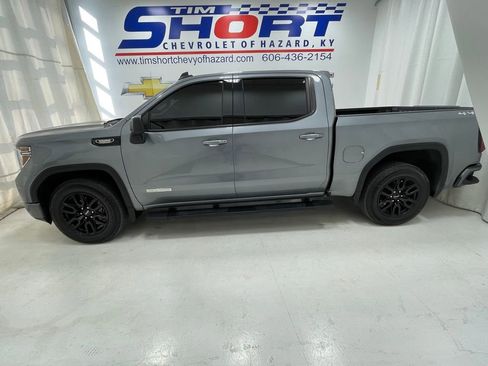 Used 2021 GMC Sierra 1500 Elevation w/ LPO, Elevation Black Package image 12