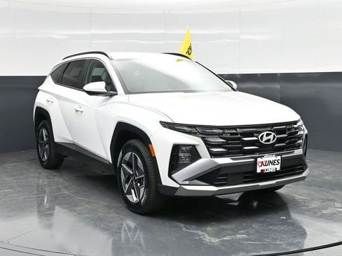 Used 2025 Hyundai Tucson SEL AWD/4WD image 1