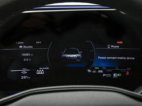 Certified 2025 Audi Q6 e-tron Prestige AWD/4WD image 11