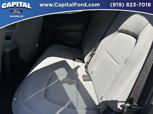 Used 2017 Chevrolet Colorado W/T w/ WT Convenience Package RWD image 18