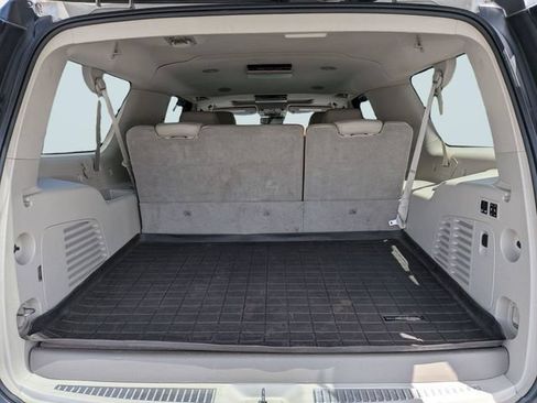 Used 2015 Cadillac Escalade ESV Premium AWD/4WD image 12