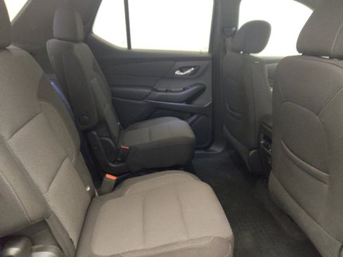 Used 2022 Chevrolet Traverse LT AWD/4WD image 19