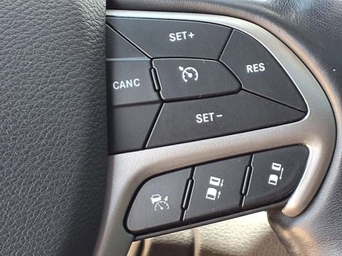 Used 2020 Jeep Grand Cherokee High Altitude RWD image 19