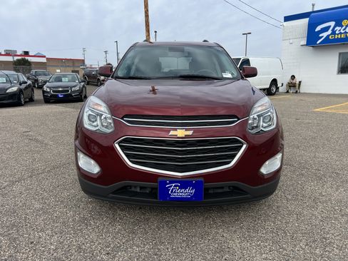 Used 2017 Chevrolet Equinox LT w/ Convenience Package image 2