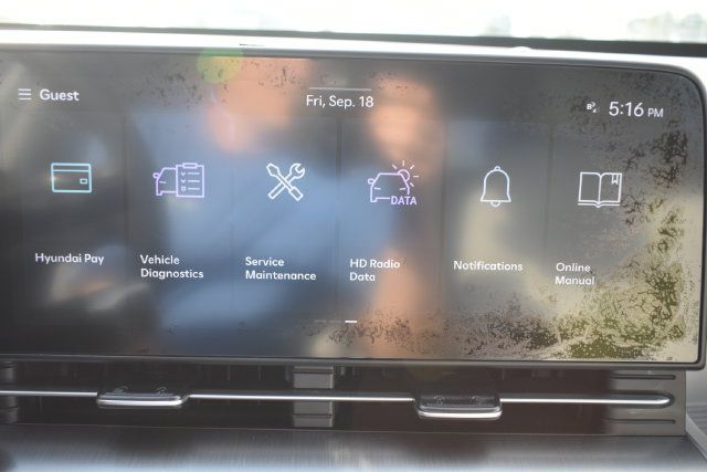 Used 2025 Hyundai Kona Limited AWD/4WD image 29
