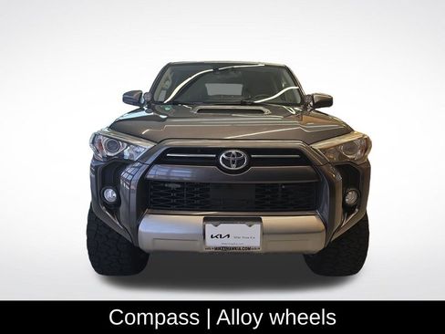 Used 2020 Toyota 4Runner TRD Off-Road AWD/4WD image 11