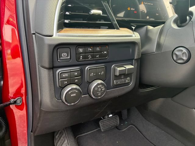 New 2026 Chevrolet Tahoe High Country w/ Sun And Tow Package AWD/4WD image 23