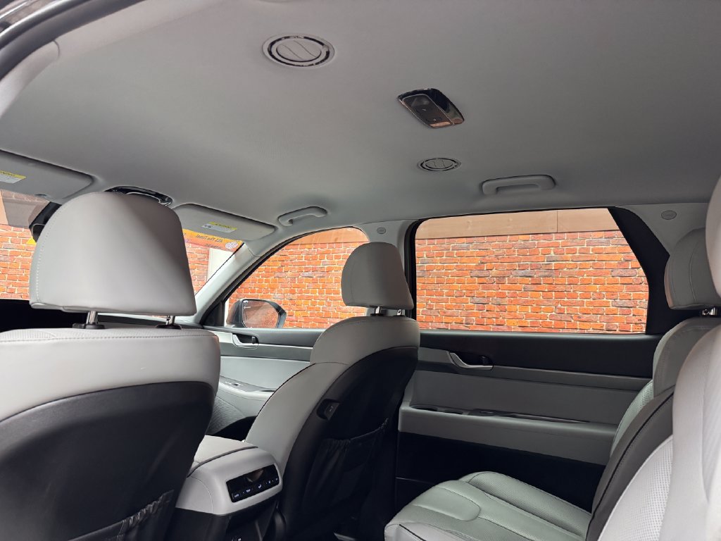 Used 2025 Hyundai Palisade SEL AWD/4WD image 25