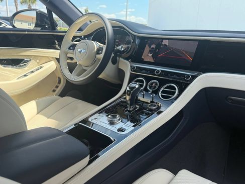 New 2026 Bentley Continental GTC AWD/4WD image 3
