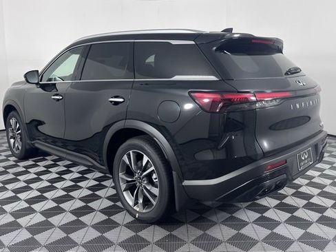 Certified 2025 INFINITI QX60 Luxe image 5
