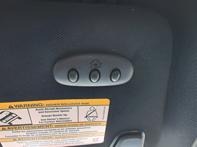 Used 2018 Ford Explorer XLT w/ Equipment Group 201A FWD image 18