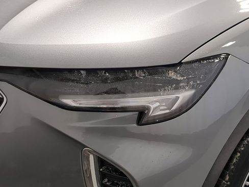 Used 2023 Buick Envision Essence image 22