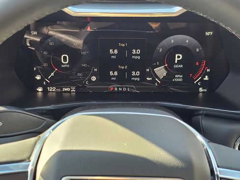 New 2026 GMC Canyon Elevation w/ Convenience Package image 19