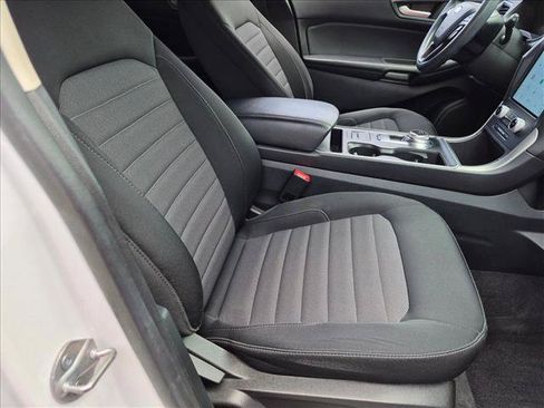 Used 2023 Ford Edge SE AWD/4WD image 18