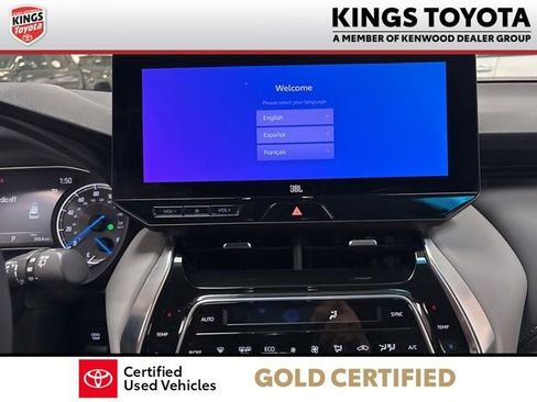 Certified 2024 Toyota Venza XLE image 20