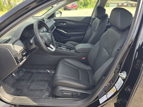 Certified 2024 Honda Accord Touring image 11