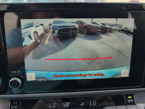 Used 2025 Toyota Camry LE w/ Convenience Package FWD image 17
