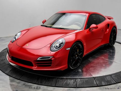 Used 2014 Porsche 911 Turbo S AWD/4WD image 6