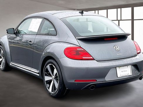 Used 2012 Volkswagen Beetle Turbo image 4