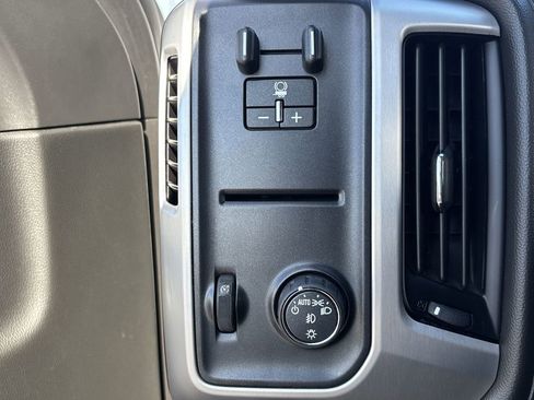 Used 2018 GMC Sierra 1500 SLT w/ SLT Premium Package image 18