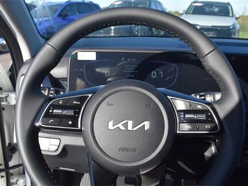 New 2026 Kia Seltos S image 25