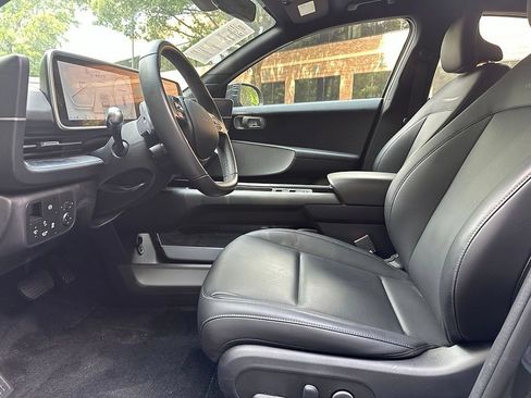 Used 2024 Hyundai Ioniq 6 SEL RWD image 6