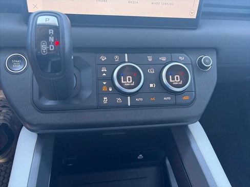 Used 2025 Land Rover Defender 110 S AWD/4WD image 24
