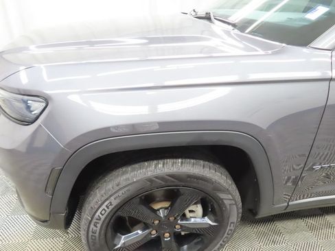 Used 2021 Jeep Grand Cherokee L Laredo AWD/4WD image 40