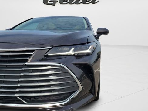 Certified 2019 Toyota Avalon Limited FWD image 25
