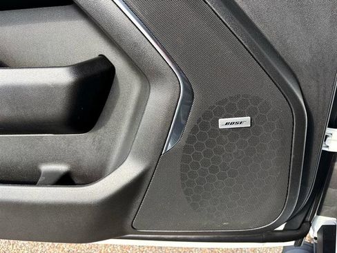 Used 2024 Chevrolet Suburban Z71 w/ Luxury Package image 16