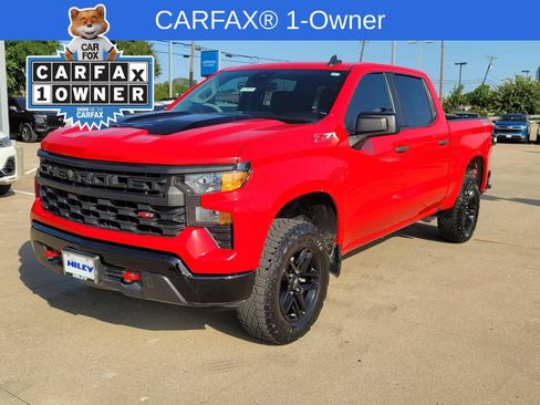 Used 2023 Chevrolet Silverado 1500 Custom Trail Boss AWD/4WD image 2