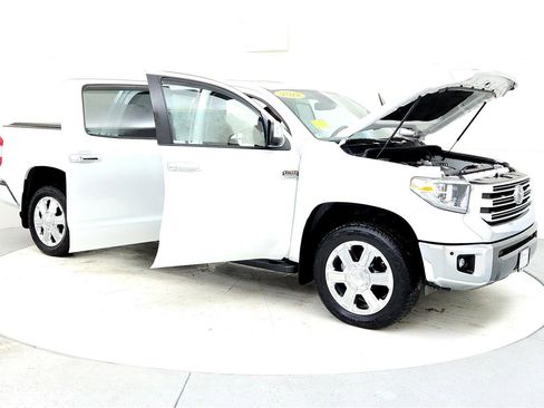 Used 2021 Toyota Tundra 1794 Edition image 12